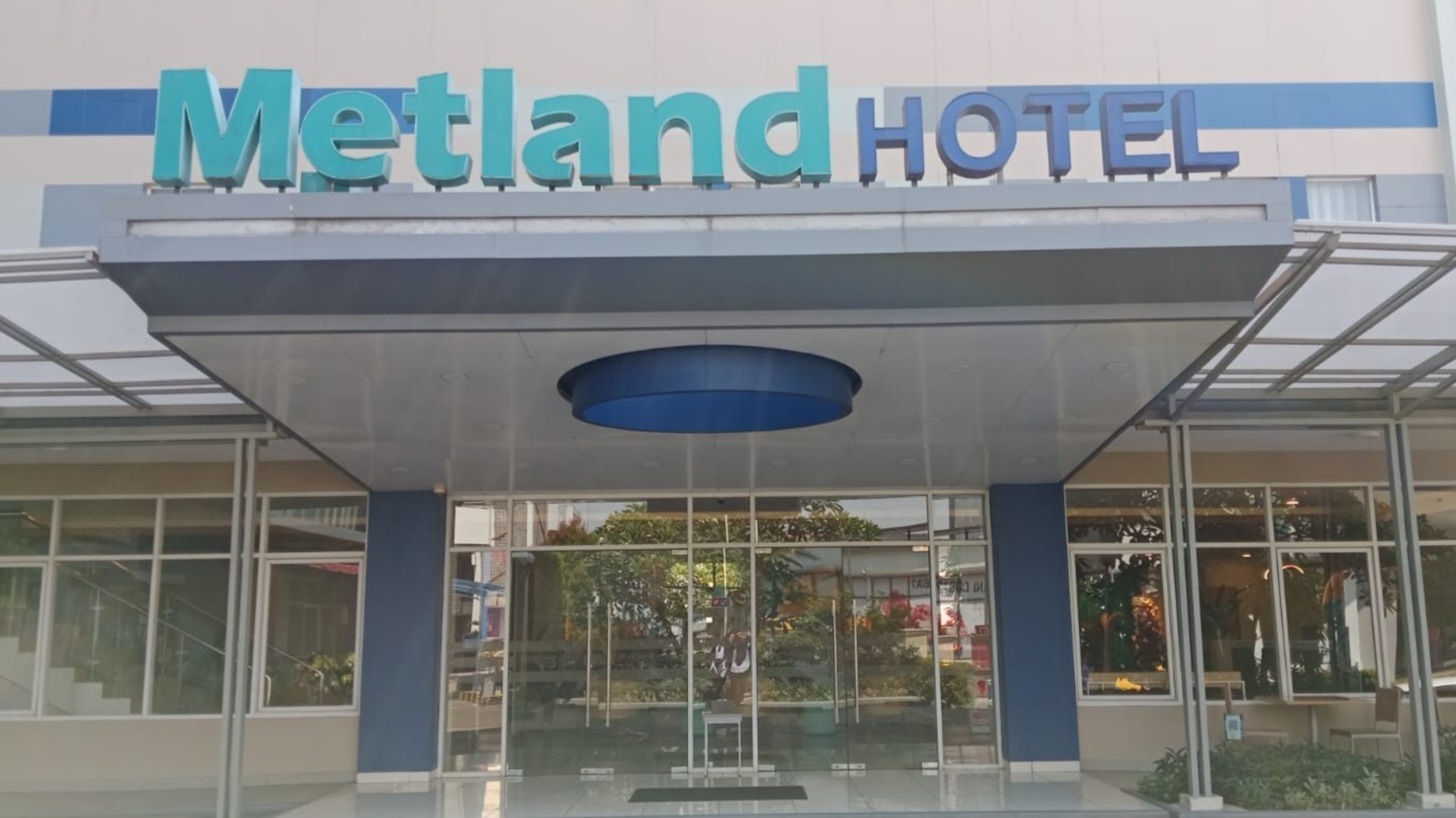 Black and Beige Simple Coming Soon Banner (1)